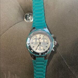 listing-status-banner